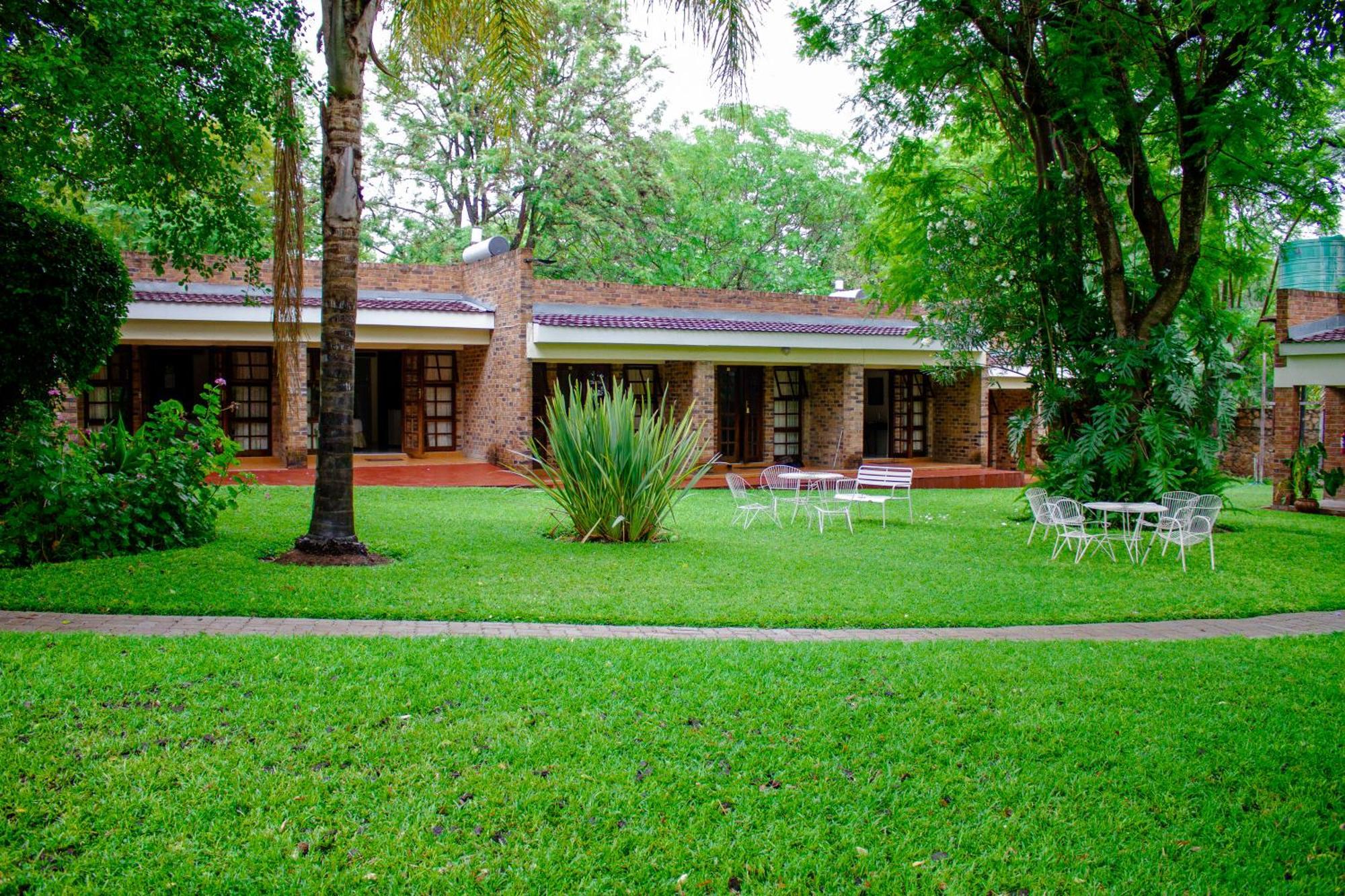 Matilinda Lodge Bulawayo Exterior photo